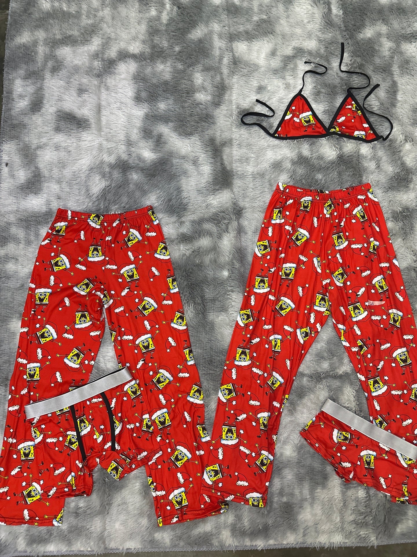 SpongeBob red 5 piece pajama set Christmas 🎄
