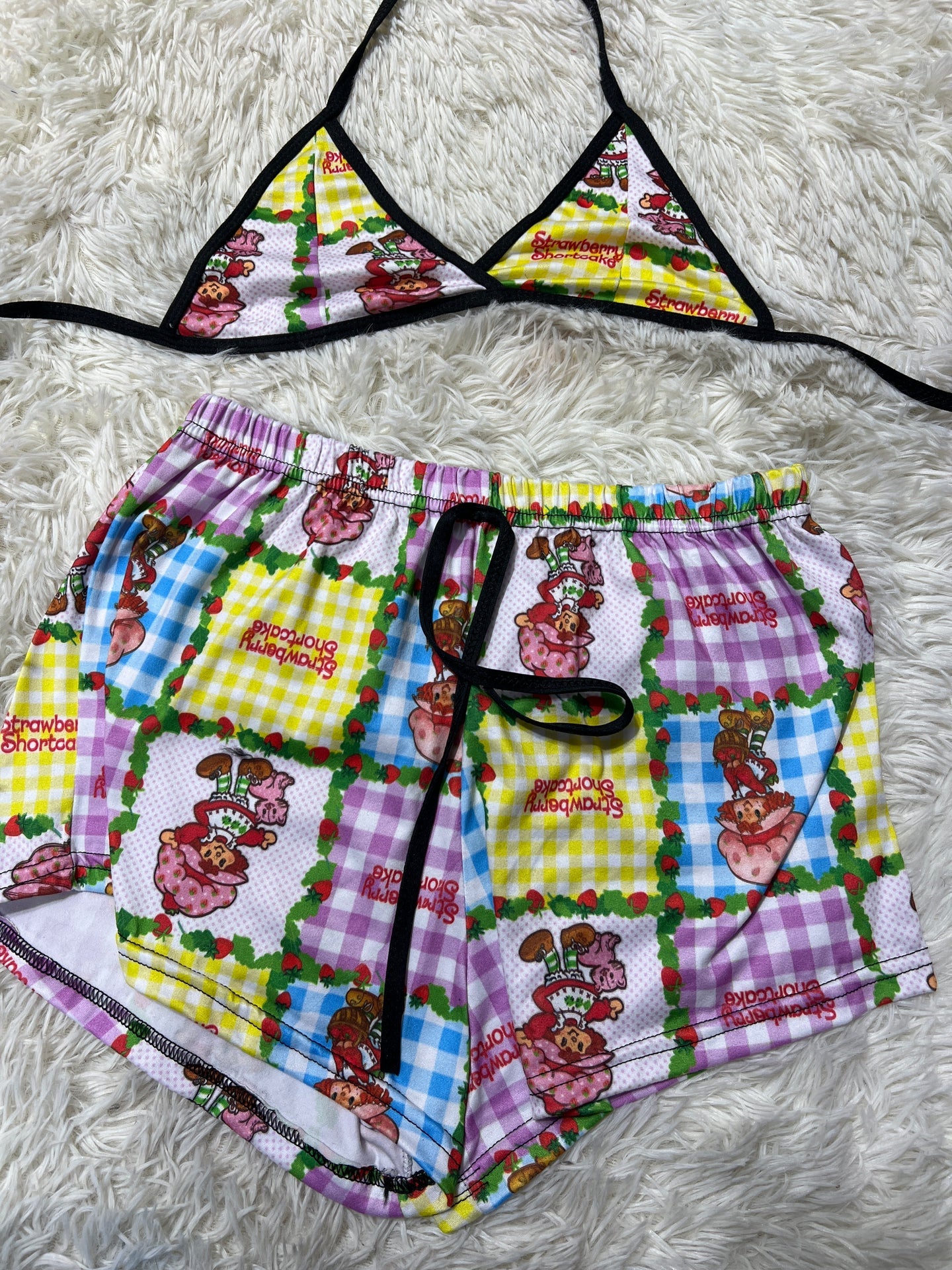 Rosita fresita cuadros top con short unitalla de brush (Copy)