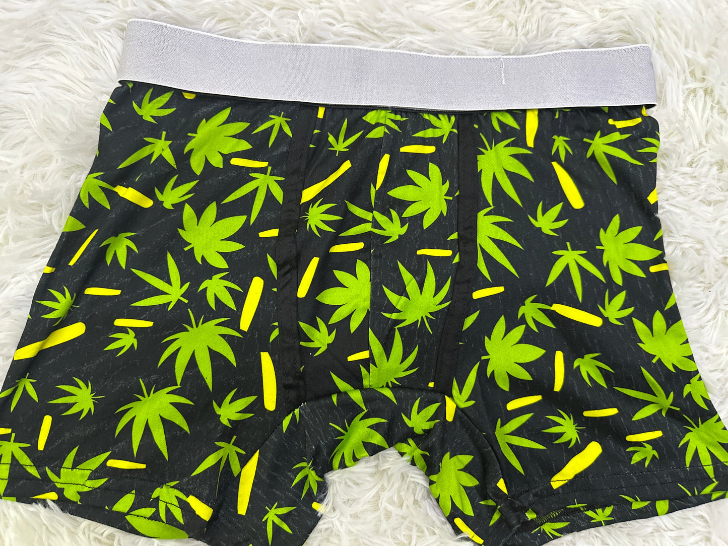 Cannabis Print Shorts Verde duo short con top