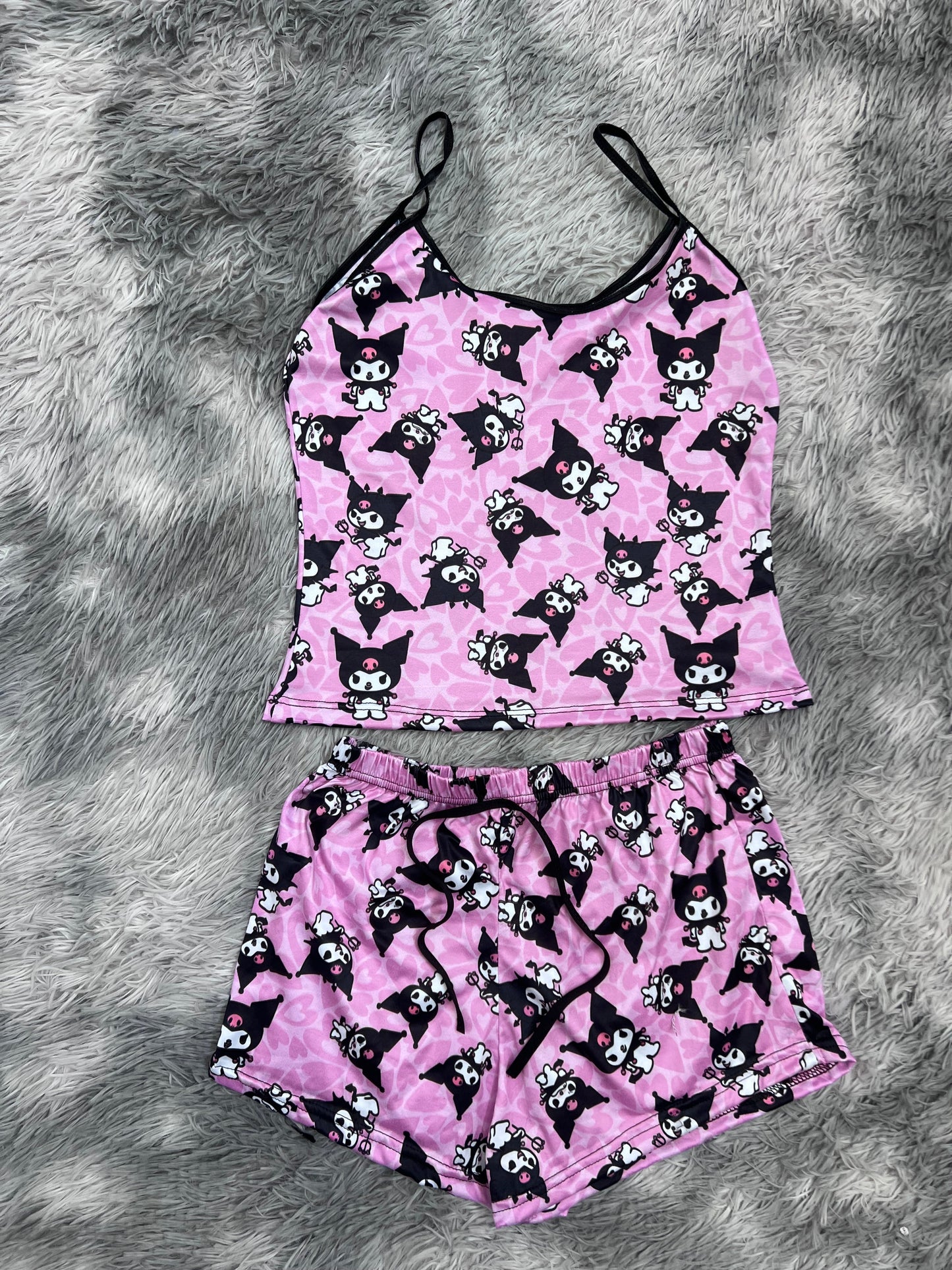 kuromy fondo de corazones blusa con short