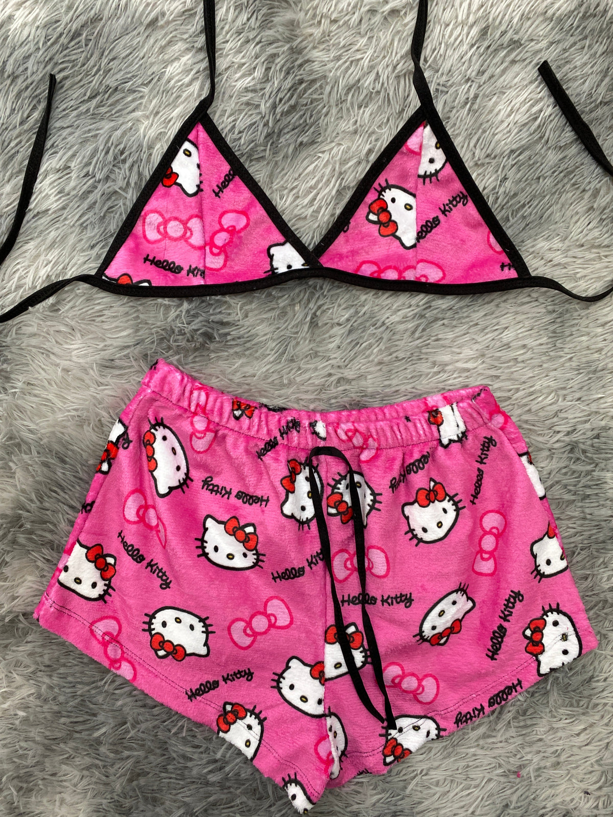 Hello kitty caritas fondo rosa Top Con Short Unitalla De Afelpado