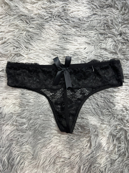 Moño Atrás Negro Tanga De Dama