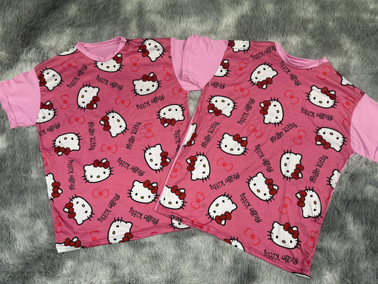 Hellokitty fondo rosa Dúo de playera!