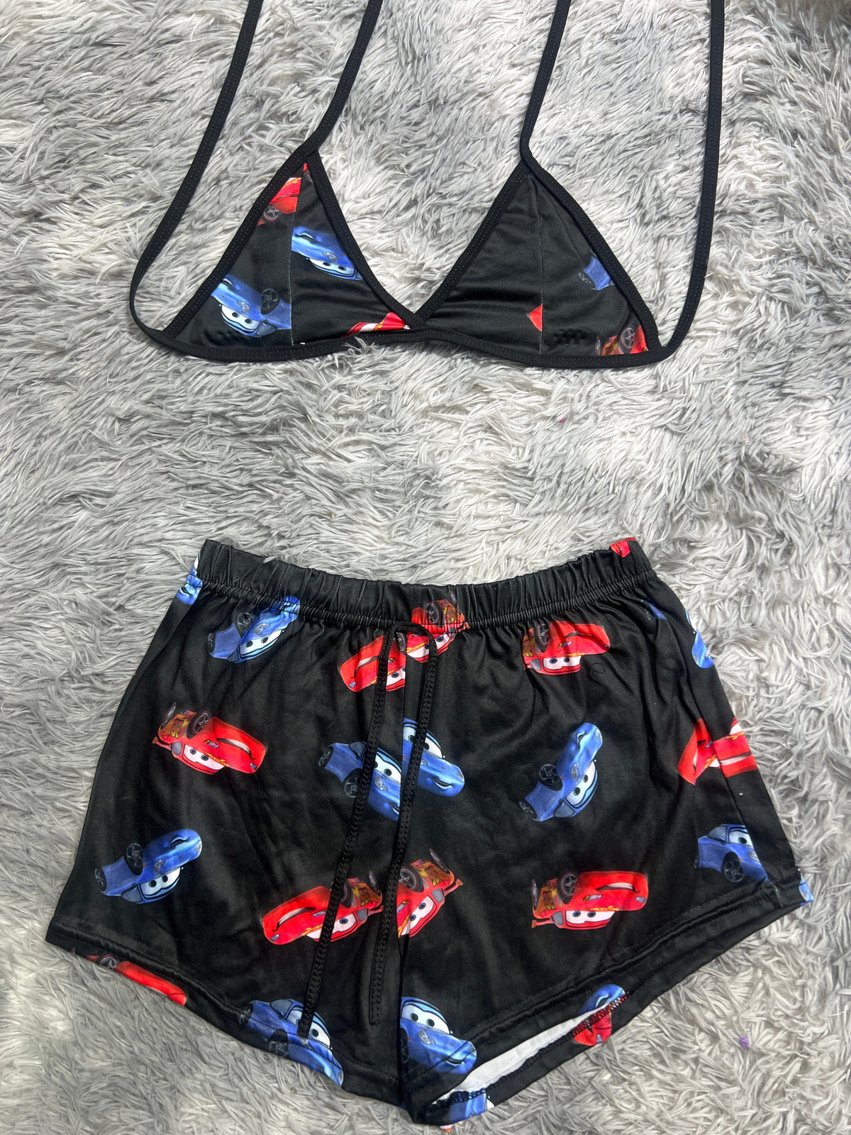 McQueen Y Sally Fondo Negro Top Con Short Unitalla De Brush