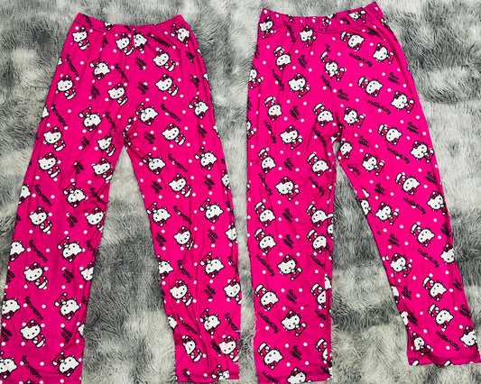 Hello Kitty Rosa Duo de pijama afelpada.