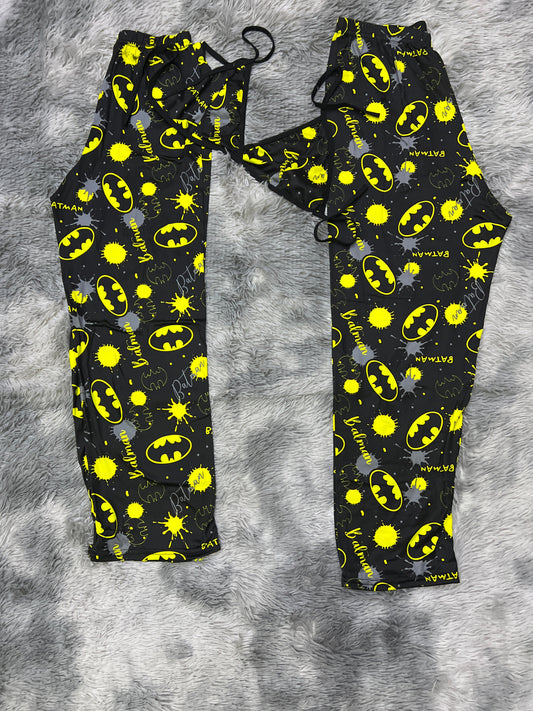 Batman Pijama Amarillo Duo de pijama afelpada.