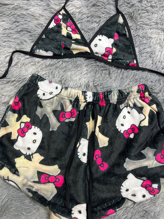 Hello kitty cruces Top con short unitalla de afelpado