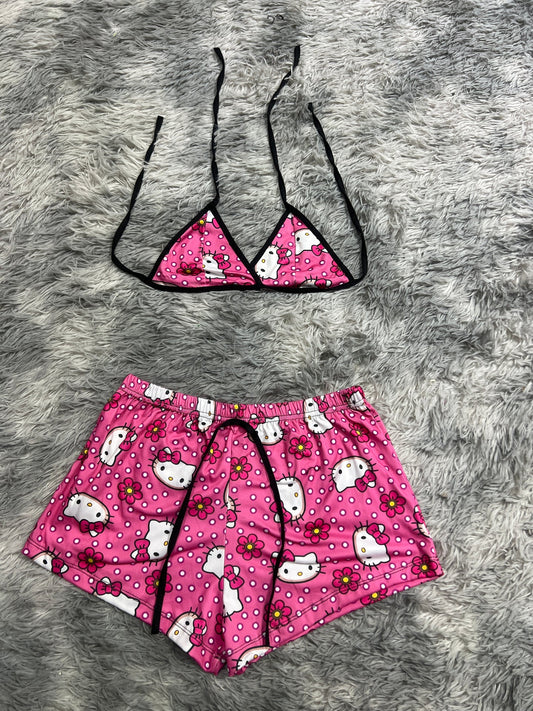 Hello kitty rosa con flores y puntos blancos Top con short unitalla de brush
