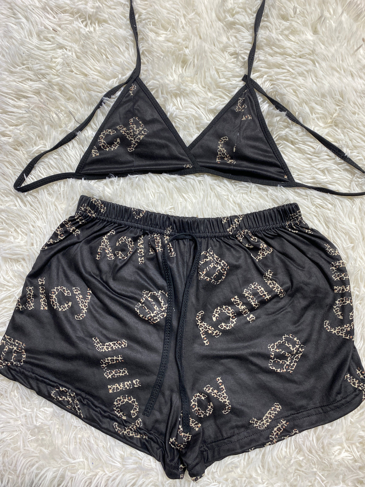 Juicy letras de leopardo fondo negro Top Con Short Unitalla De Brush