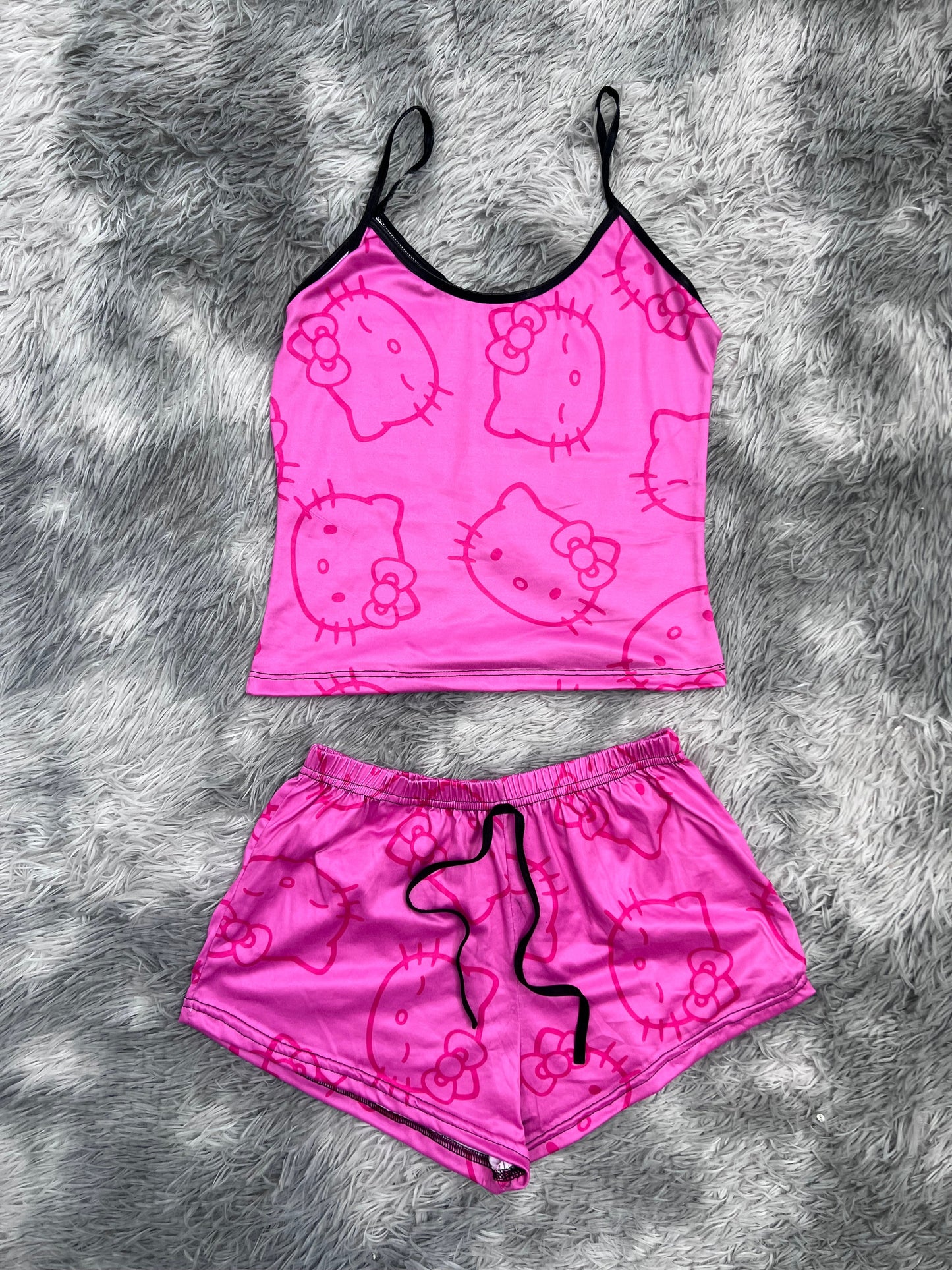 hello kitty rosa blusa con short