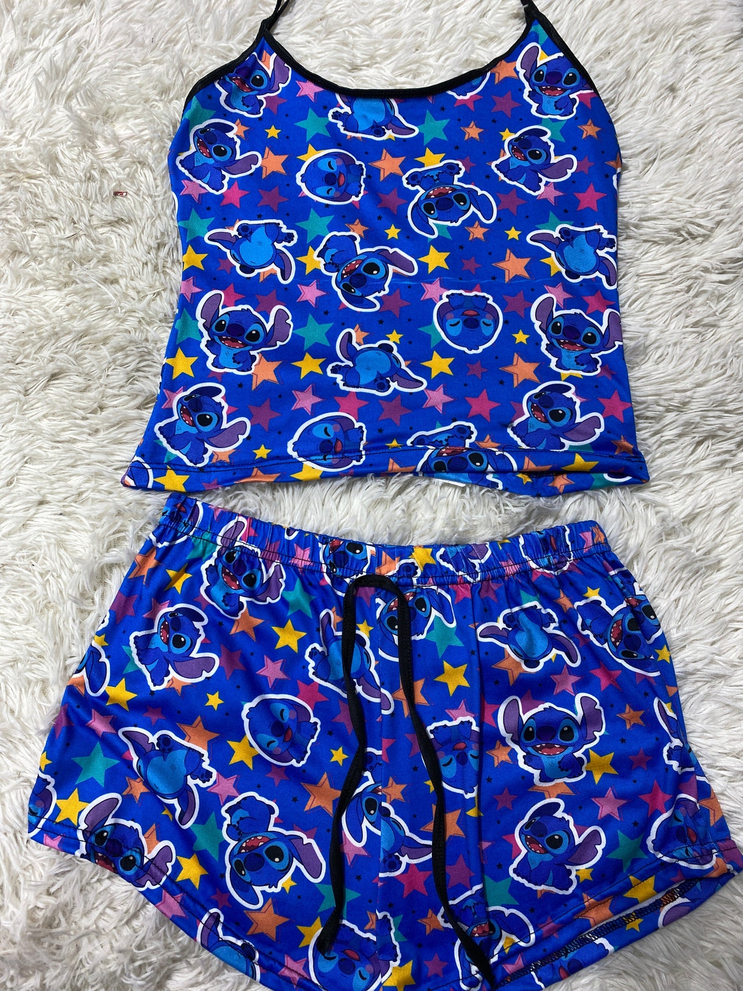 Stich estrellas blusa con short