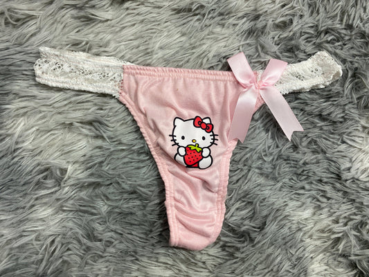 Hello kitty color Rosa  Tanga de dama gruesa