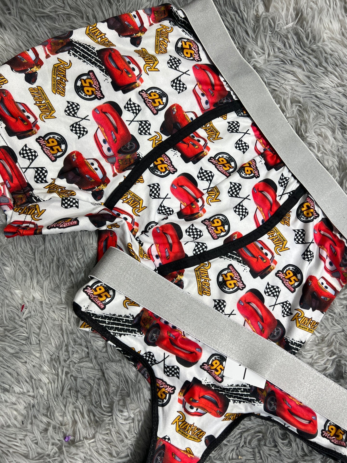 mcqueen blanco de tanga XL