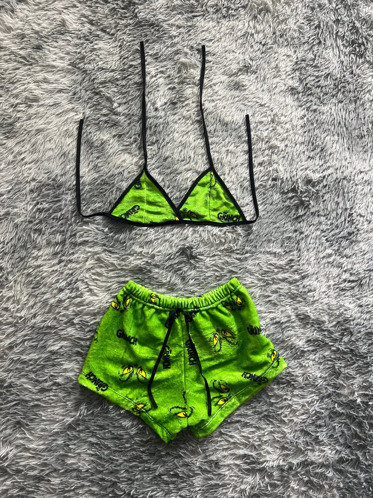 El Grinch Cara Fondo Verde Top Con Short Unitalla De Afelpada