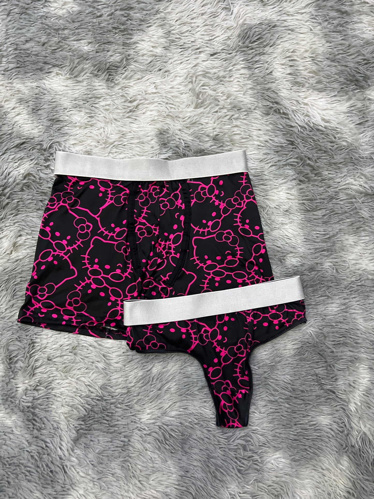 Kitty Faces Rosa duo unitalla con tanga