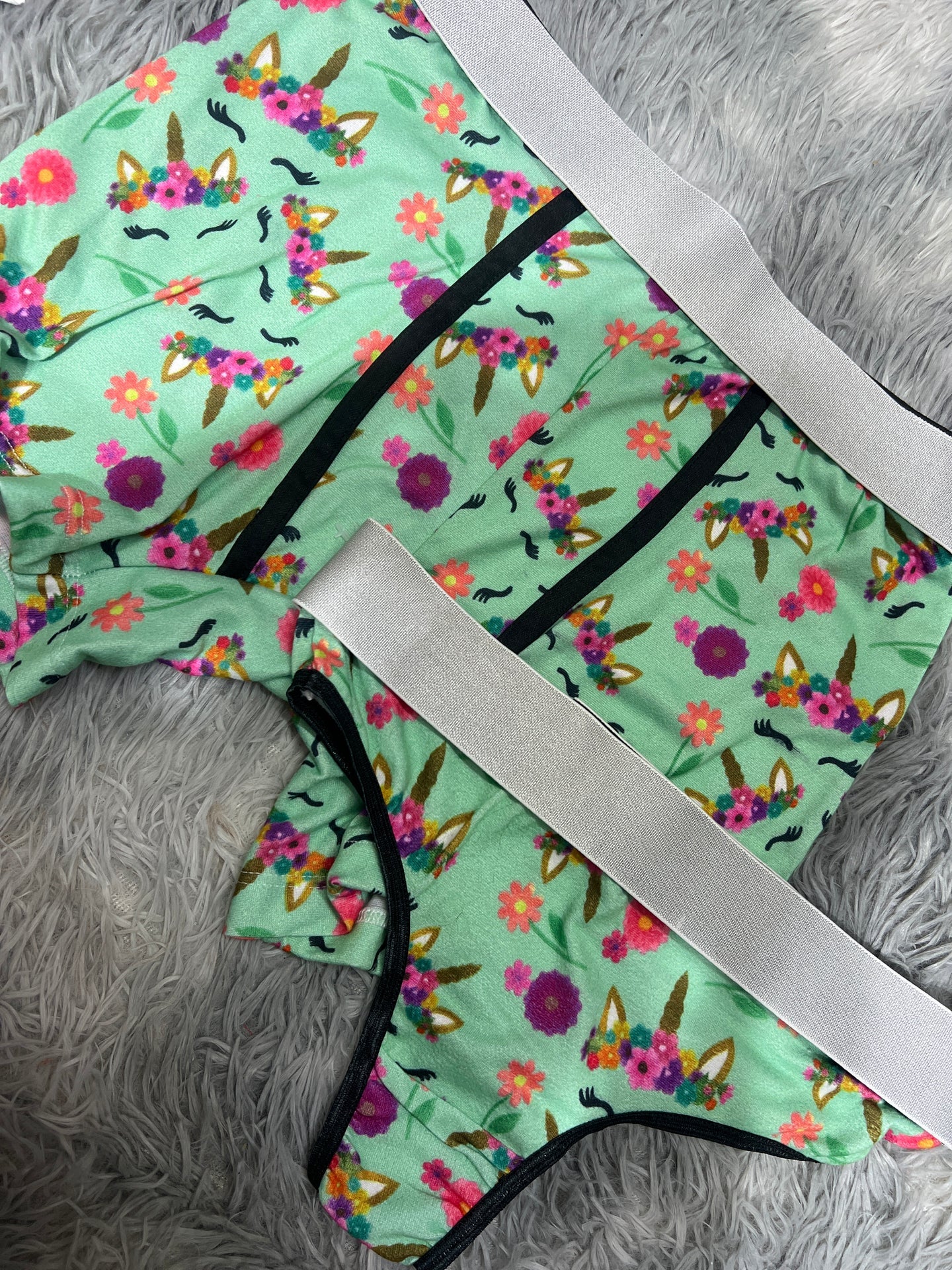 Unicornio verde boxer con tanga xl