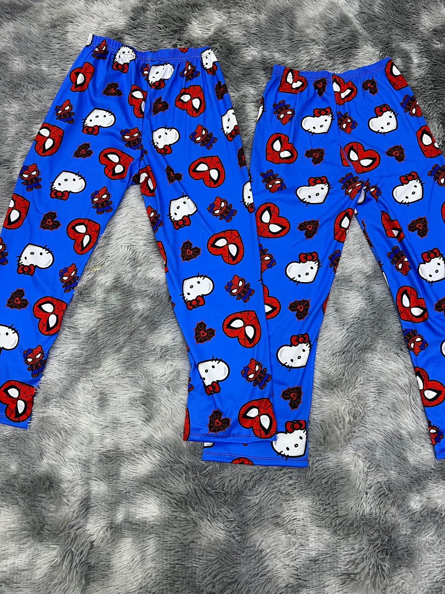 Spiderkitty Azul Duo de pijama afelpada.