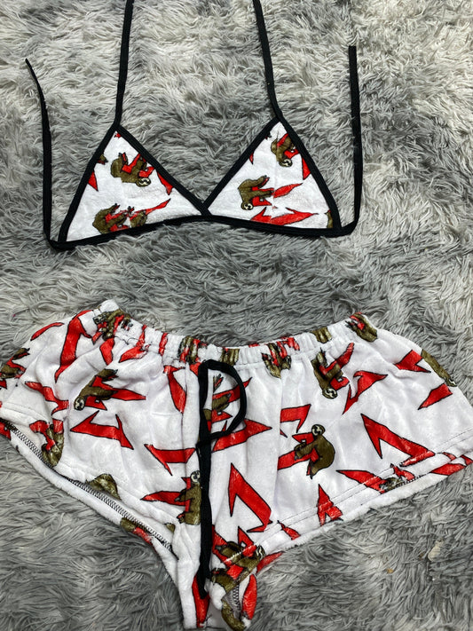 Corridos Tumbados Fondo Blanco Top Con Short Unitalla De Afelpado