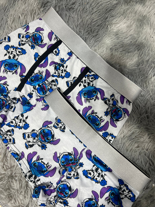 stitch vaquita fondo blanco dúo con boxer
