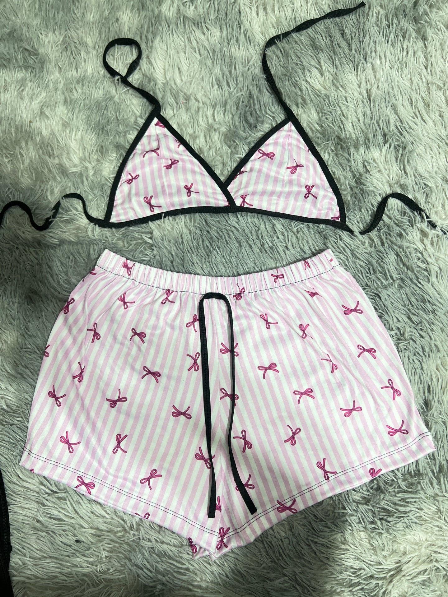 moños rosas Top con short unitalla de brush