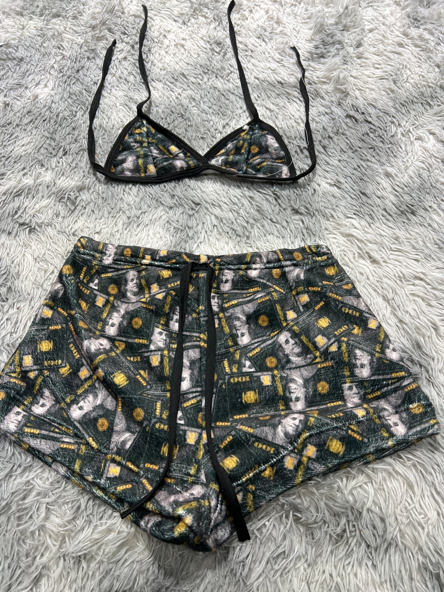 Dólares dorado  Top con short unitalla de afelpad