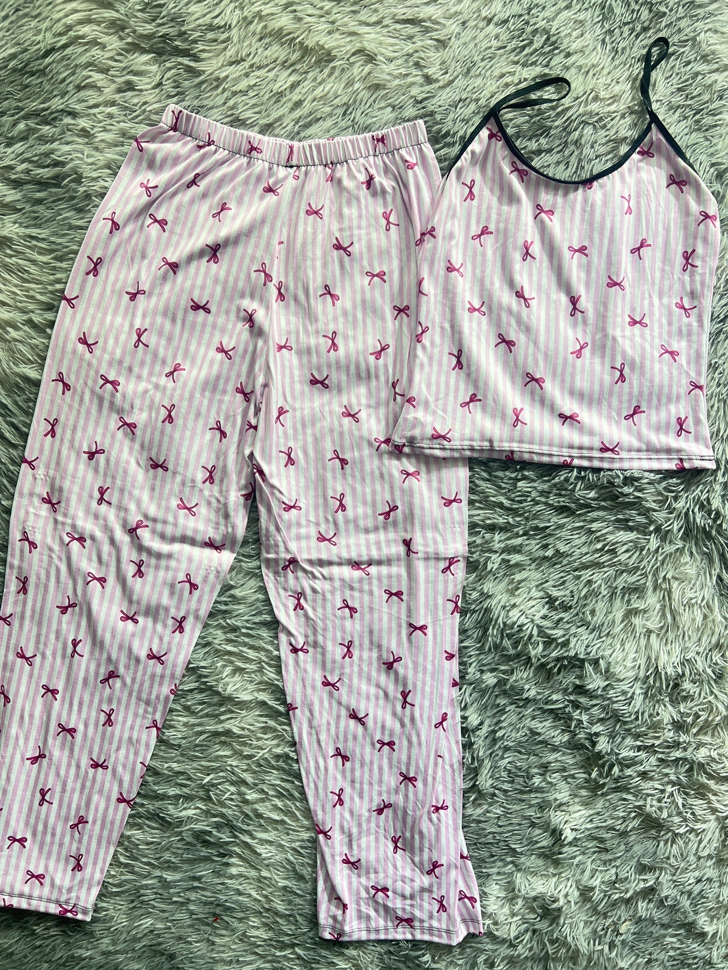 Moños Rosa blusa con pantalón pijama de dama