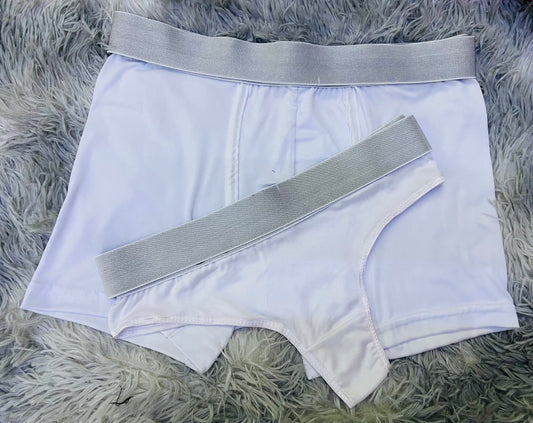 Boxer con tanga en color blanco.