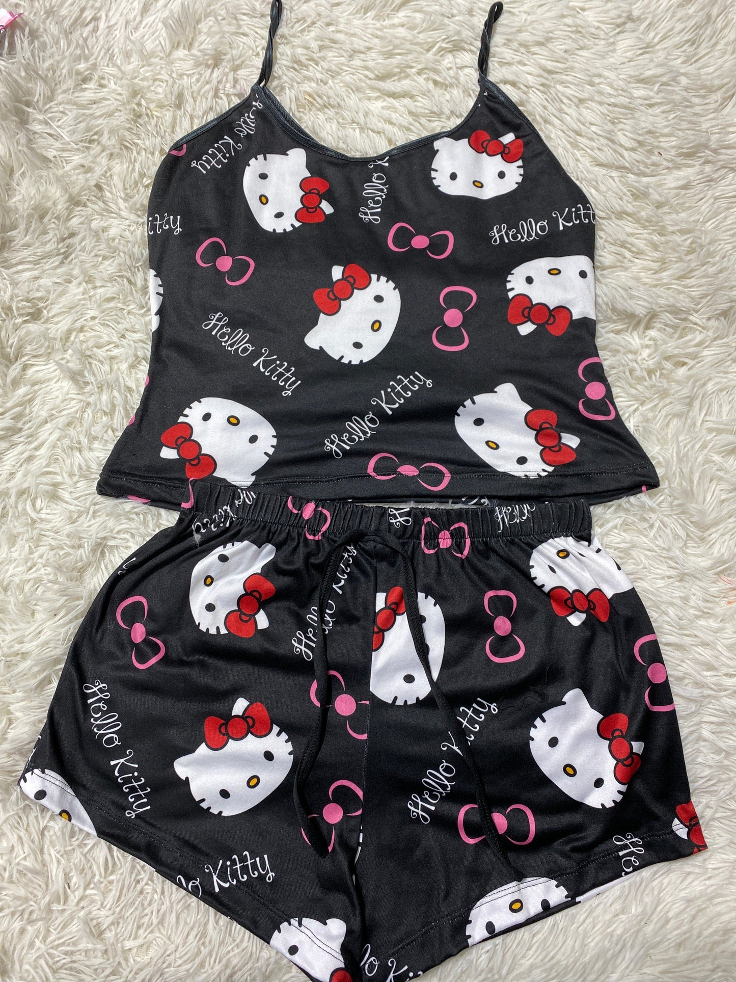 Hello kitty negro blusa con short