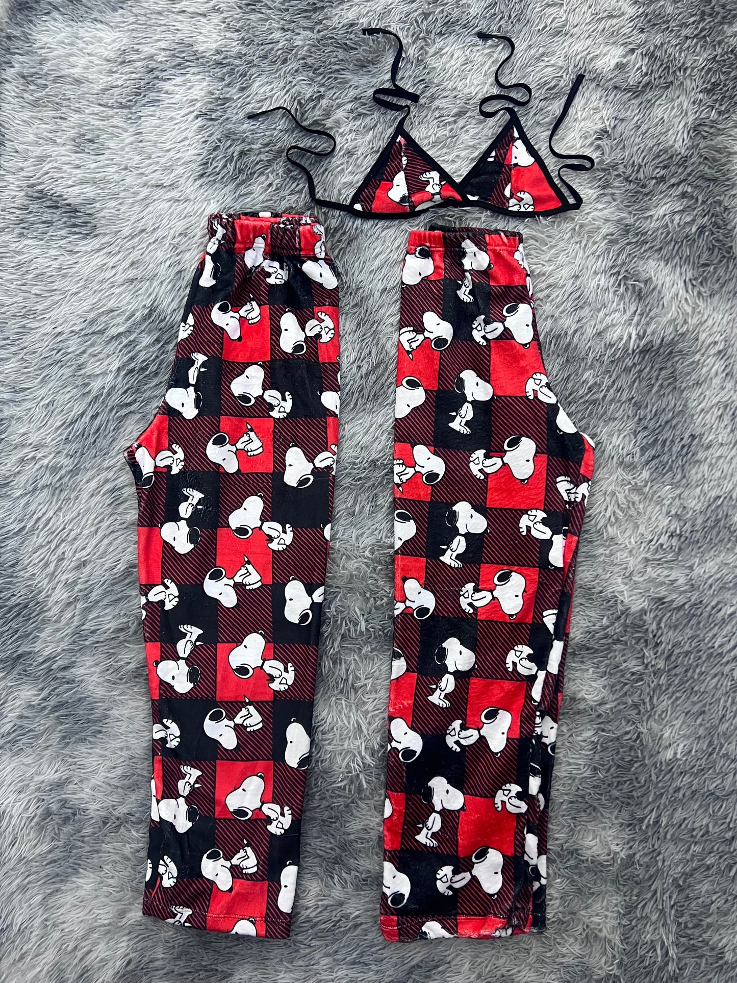snoopy cuadros rojos rayados Duo de pijama afelpada.