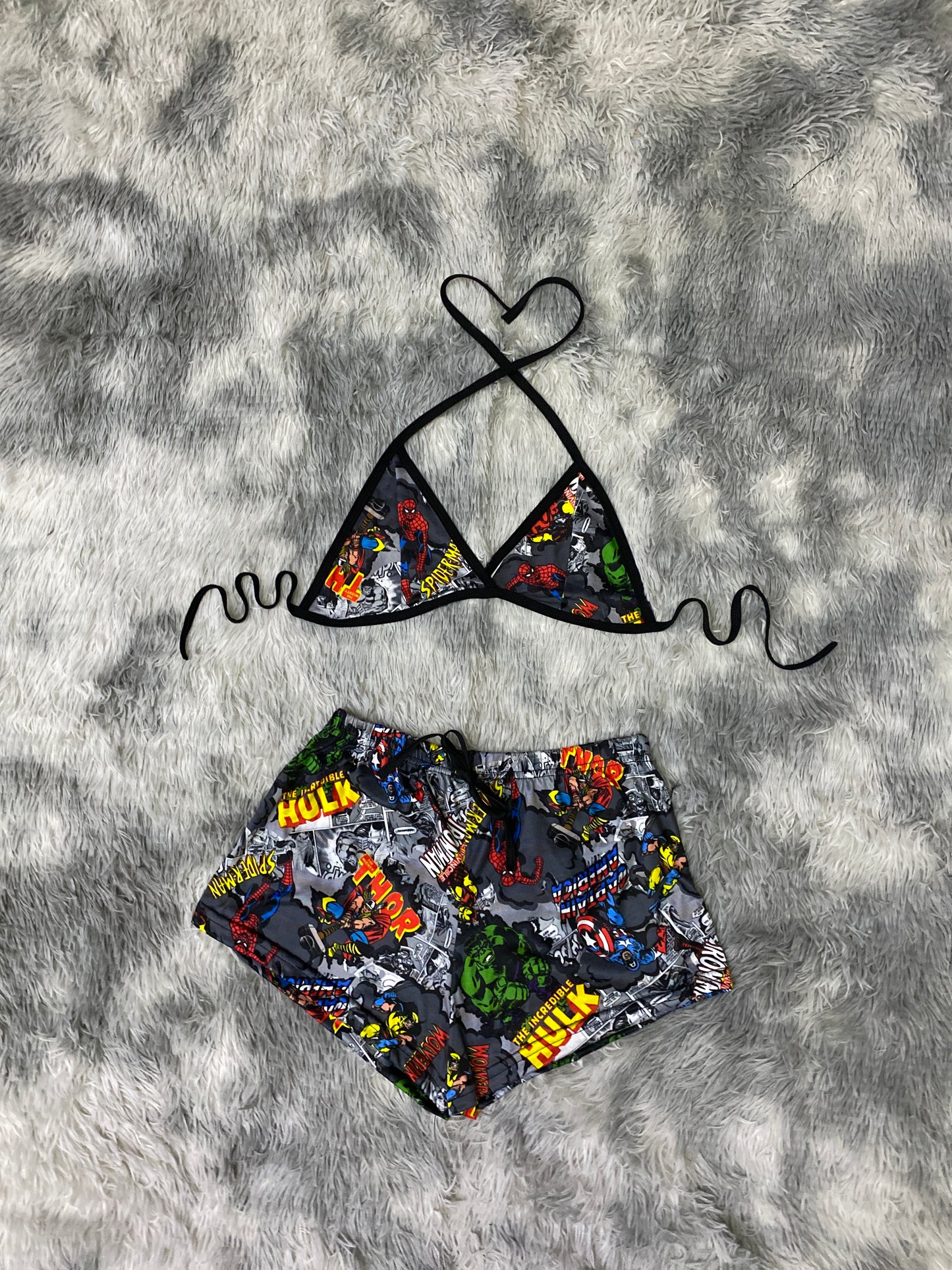 short con top Collage de Marvel