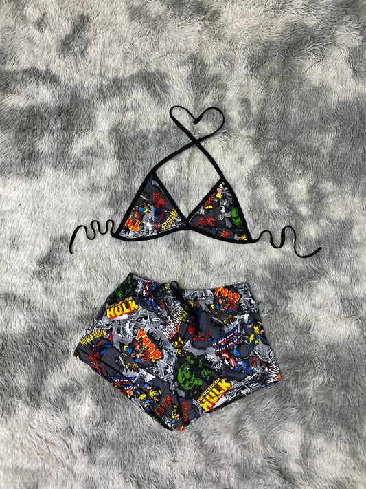 short con top Collage de Marvel