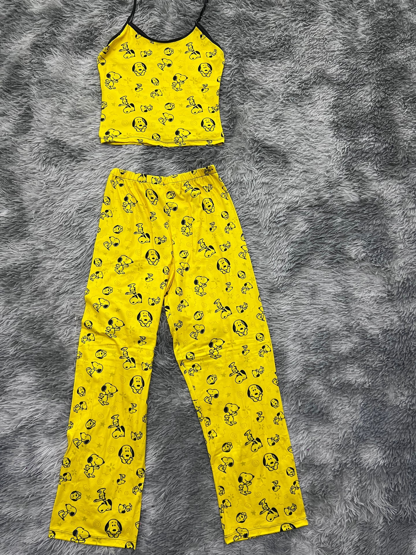 snoopy amarillo blusa con pantalón pijama de dama