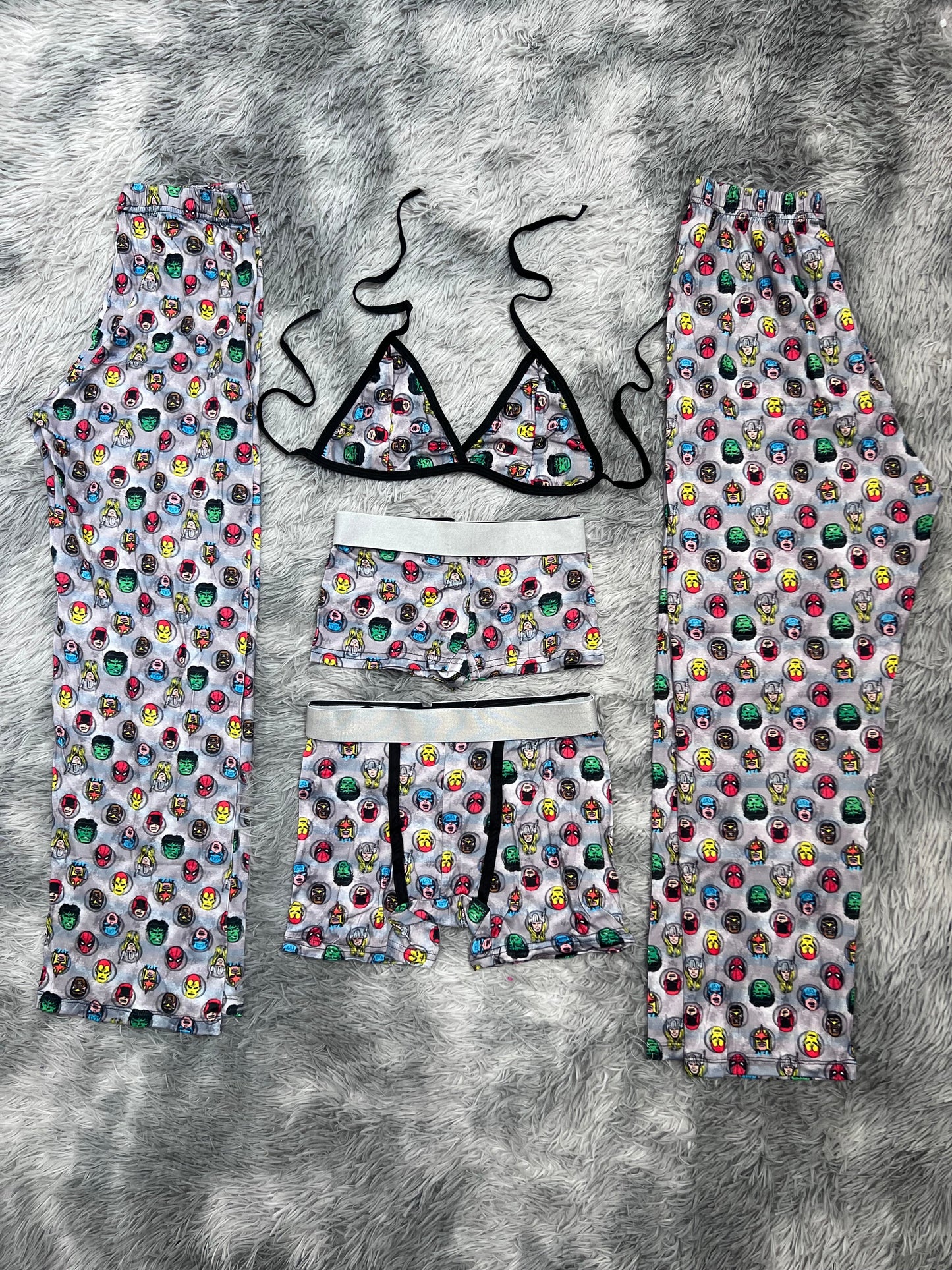 superhéroes caras fondo gris pijama 5 piezas