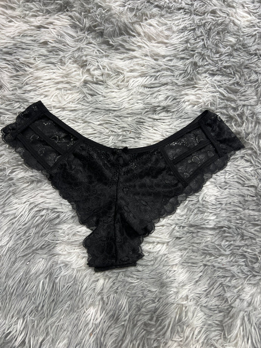 tanga de dama con líneas delanteras negro