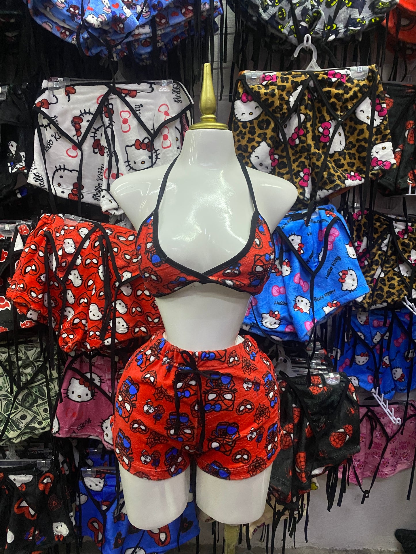 Spiderman kitty clásico rojo Pijama  de dama short con top individual de dama afelpado