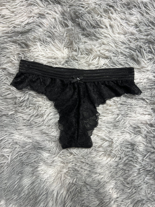 tanga de dama resorte de líneas negras