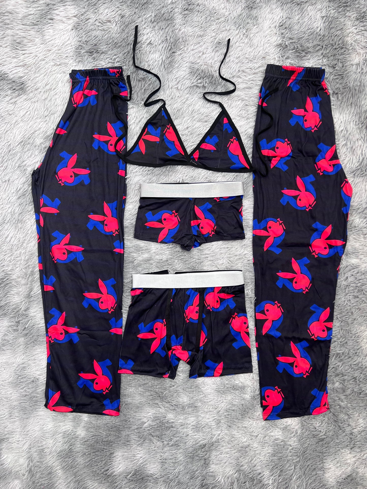 play boy x true religión azul y rojo  pijama 5 piezas