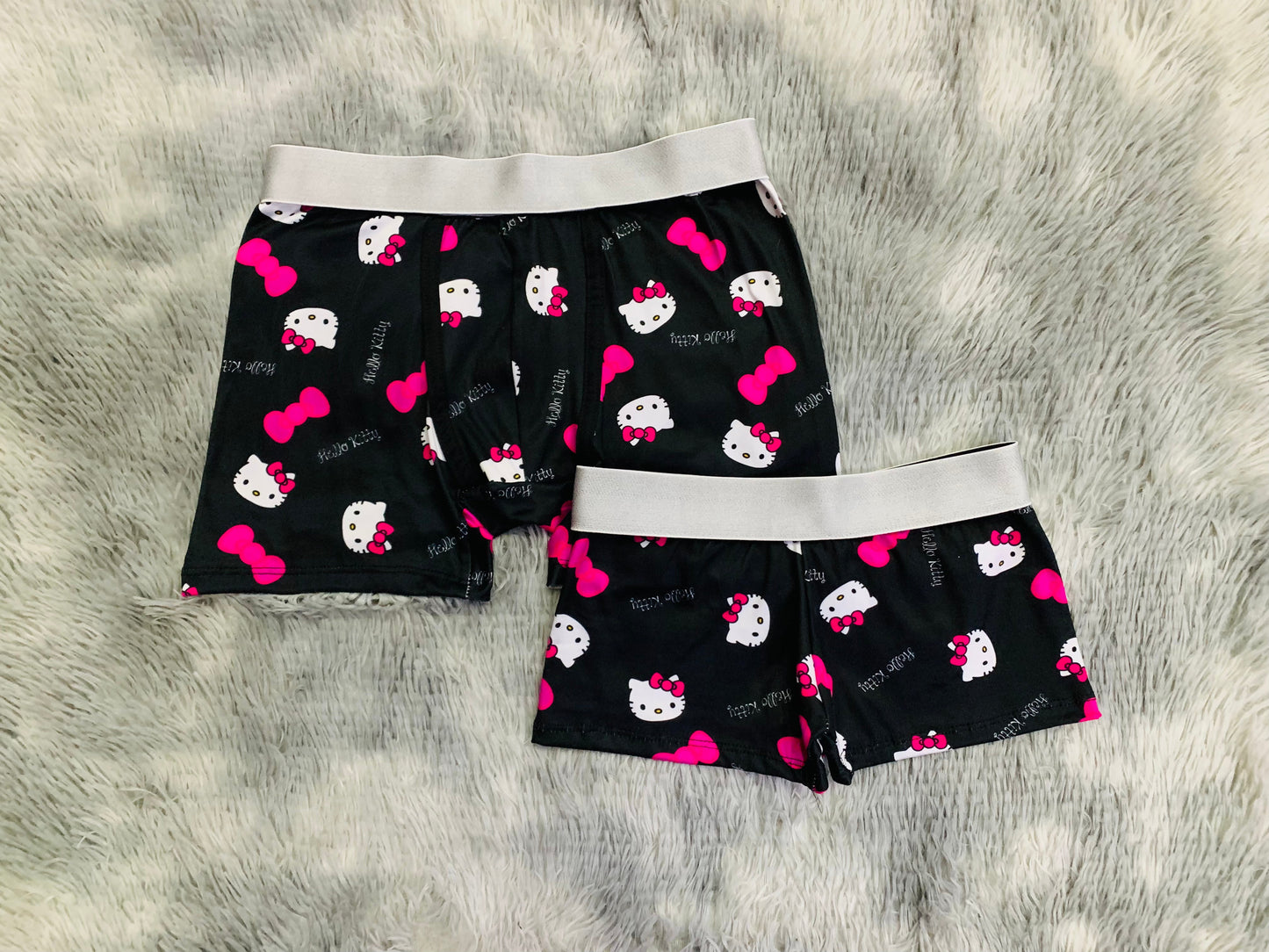 Hello Kitty Rosa Duo de pijama de 5 piezas.