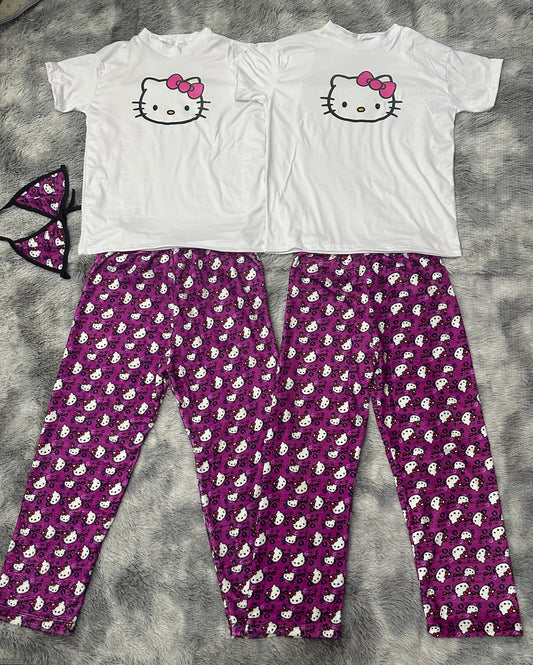 Hello Kitty Morado Duo de pijama afelpada