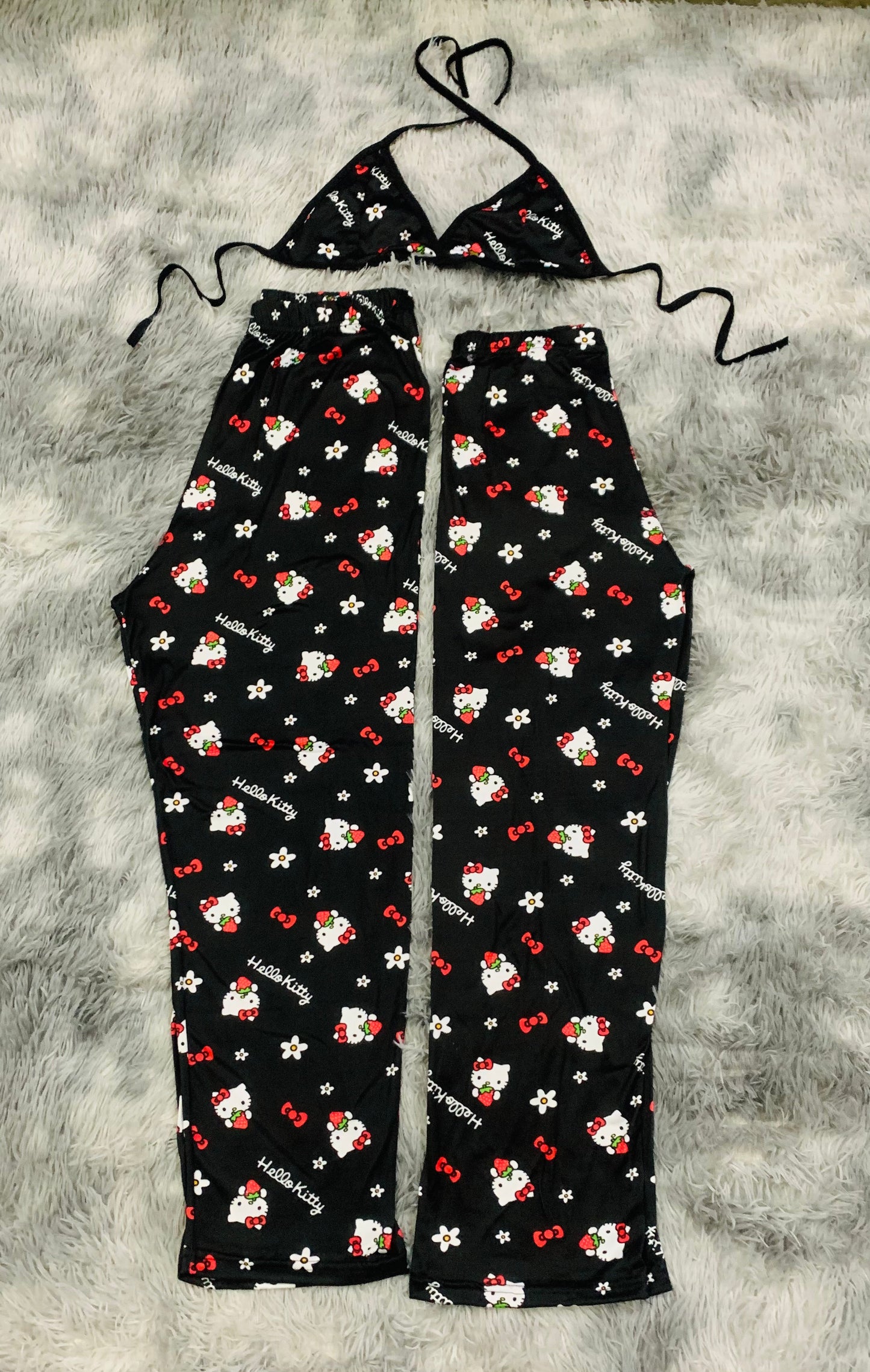 Gatito Fresa Rojo Duo de pijama de 5 piezas.
