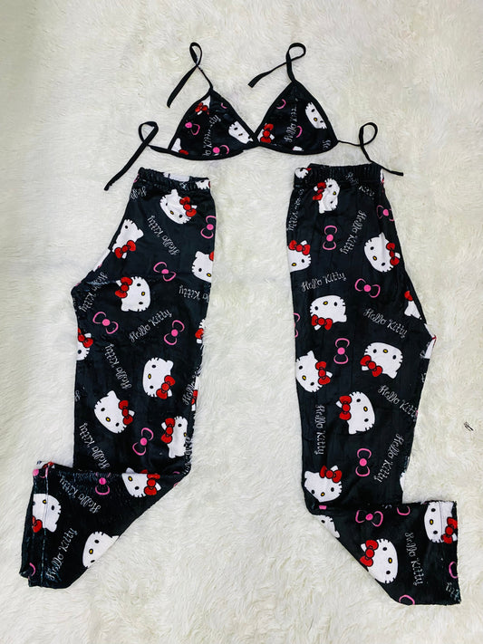 Hello Kitty Negro Duo de pijama afelpada.