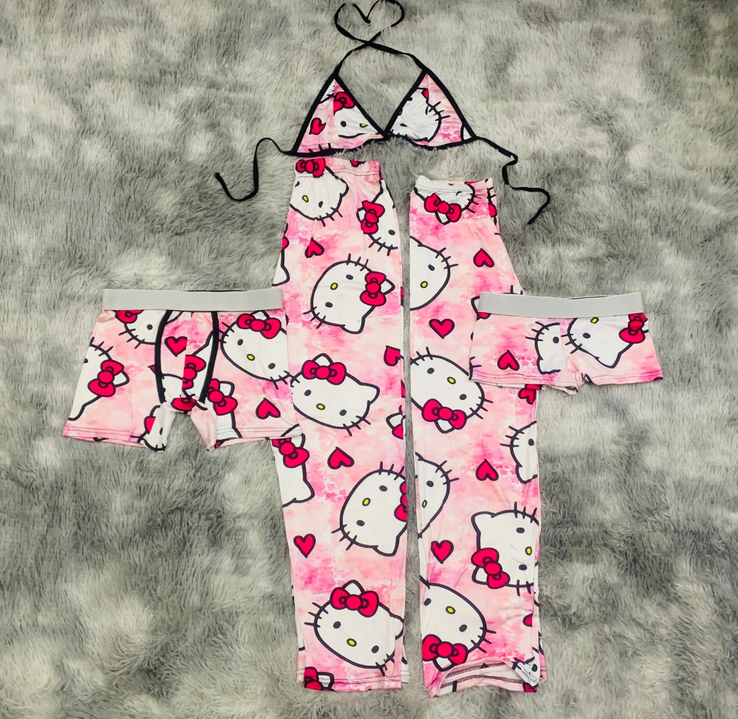 Hello Kitty Rosa Duo de pijama de 5 piezas.