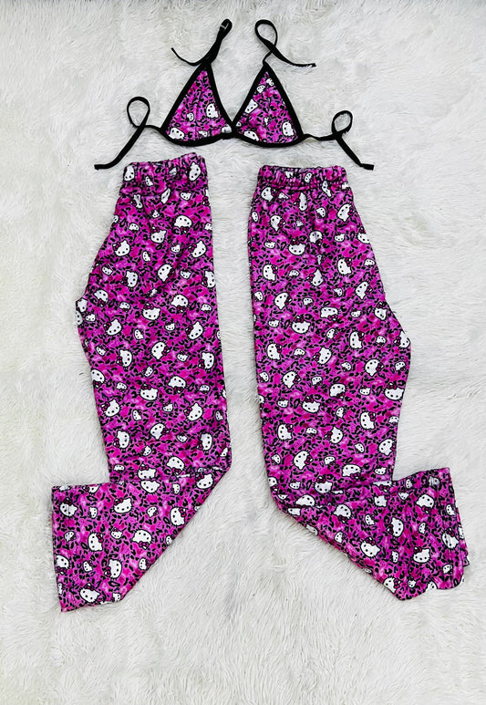 Hello Kitty Rosa Duo de pijama afelpada.