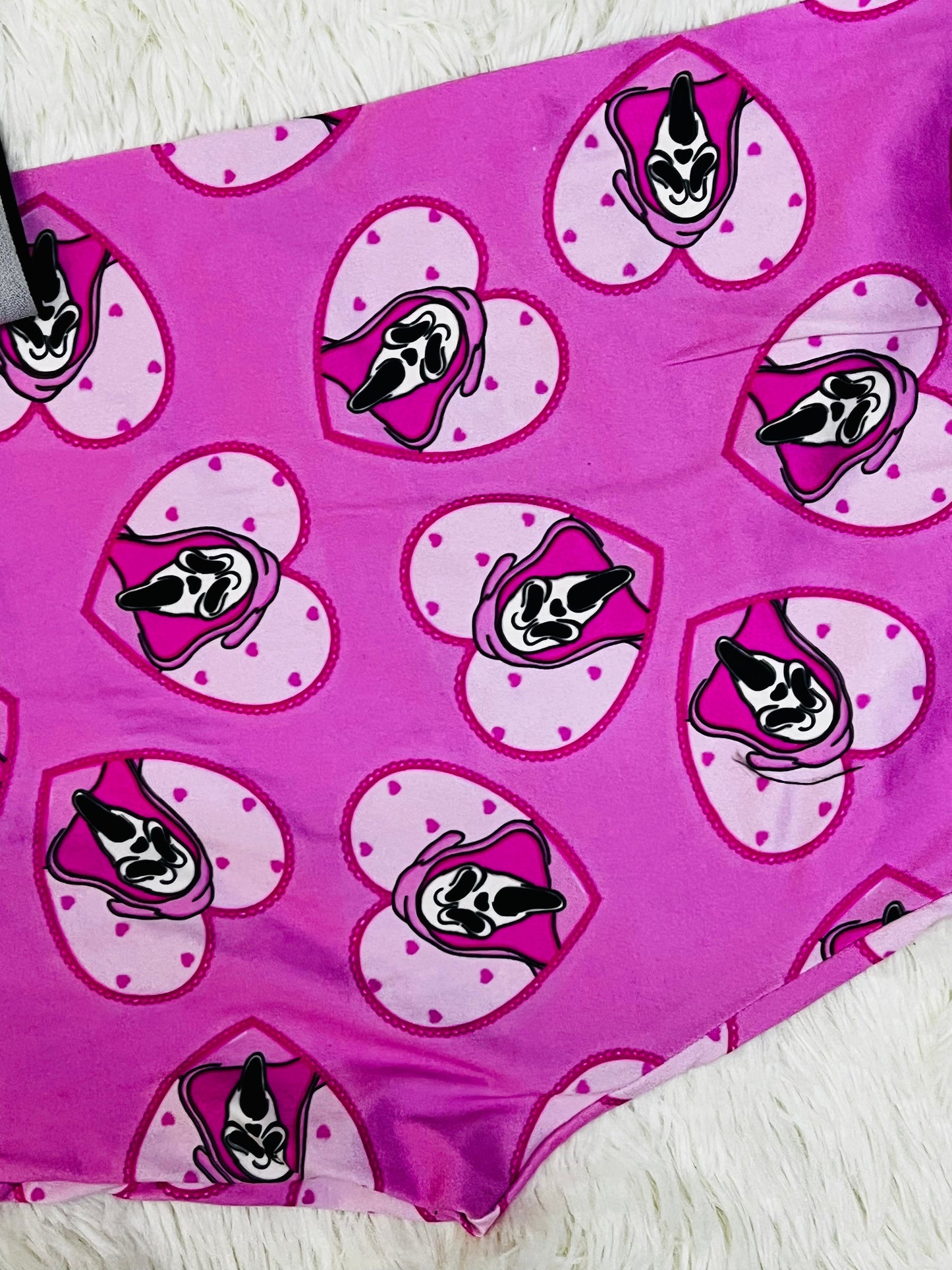 Estampado Ghostface Pijama Con Detalle Del Fantasma Rosa Duo Unitalla de 5 piezas