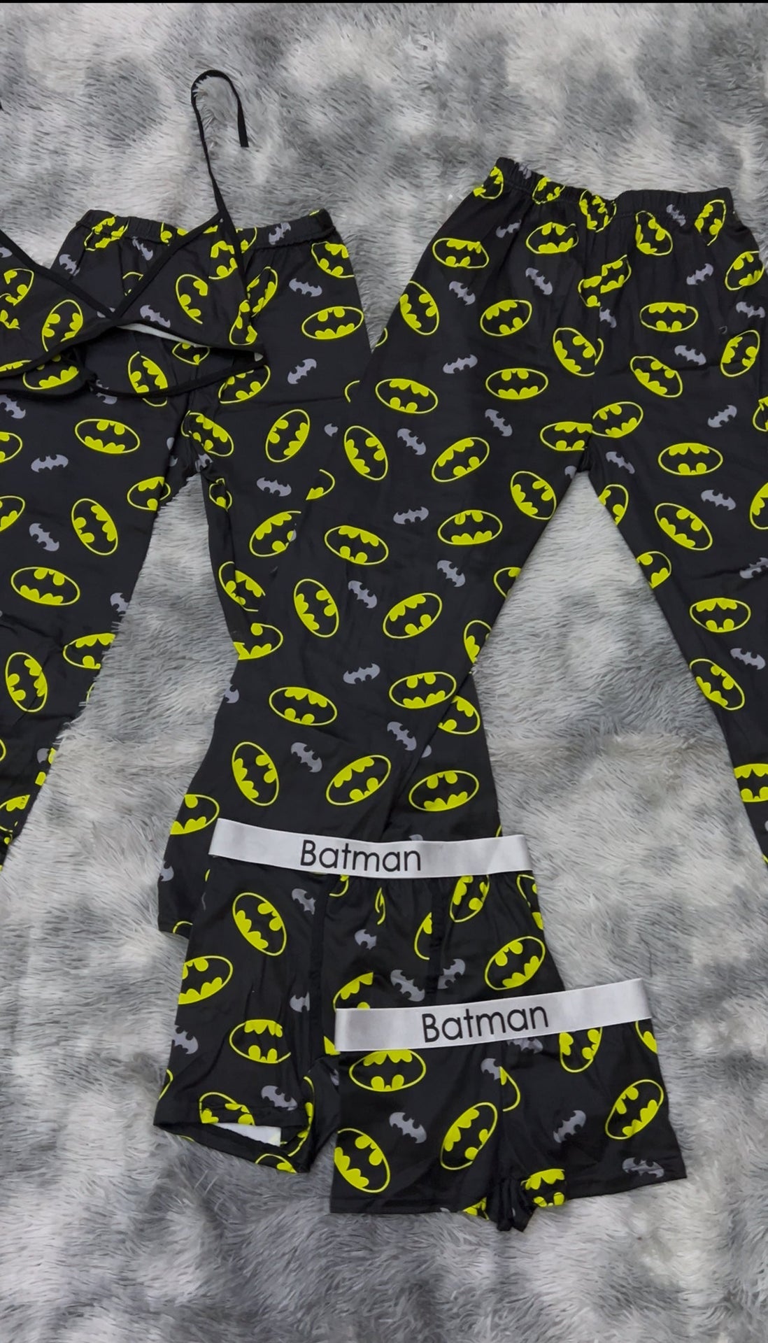 Batman Print 5 piece pajama set For Couples Nightwear 🦇