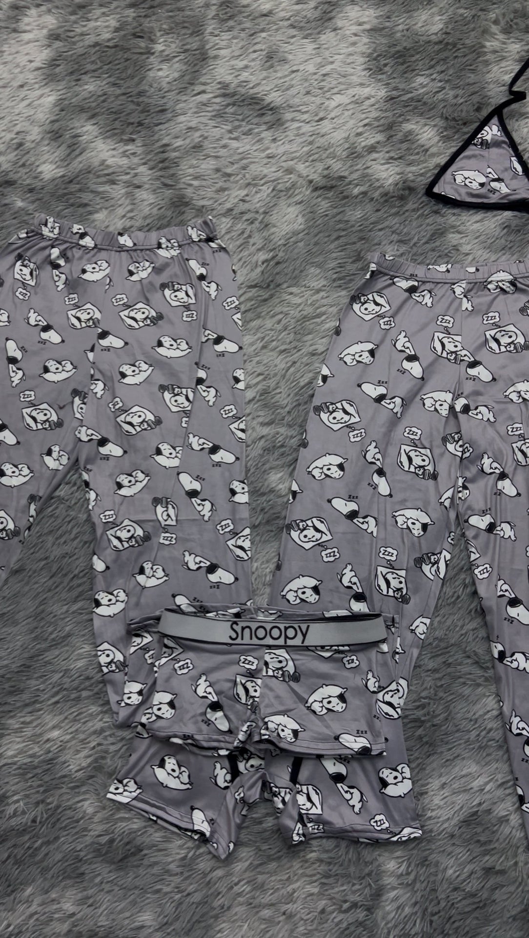 Snoopy gris pijama 5 piezas