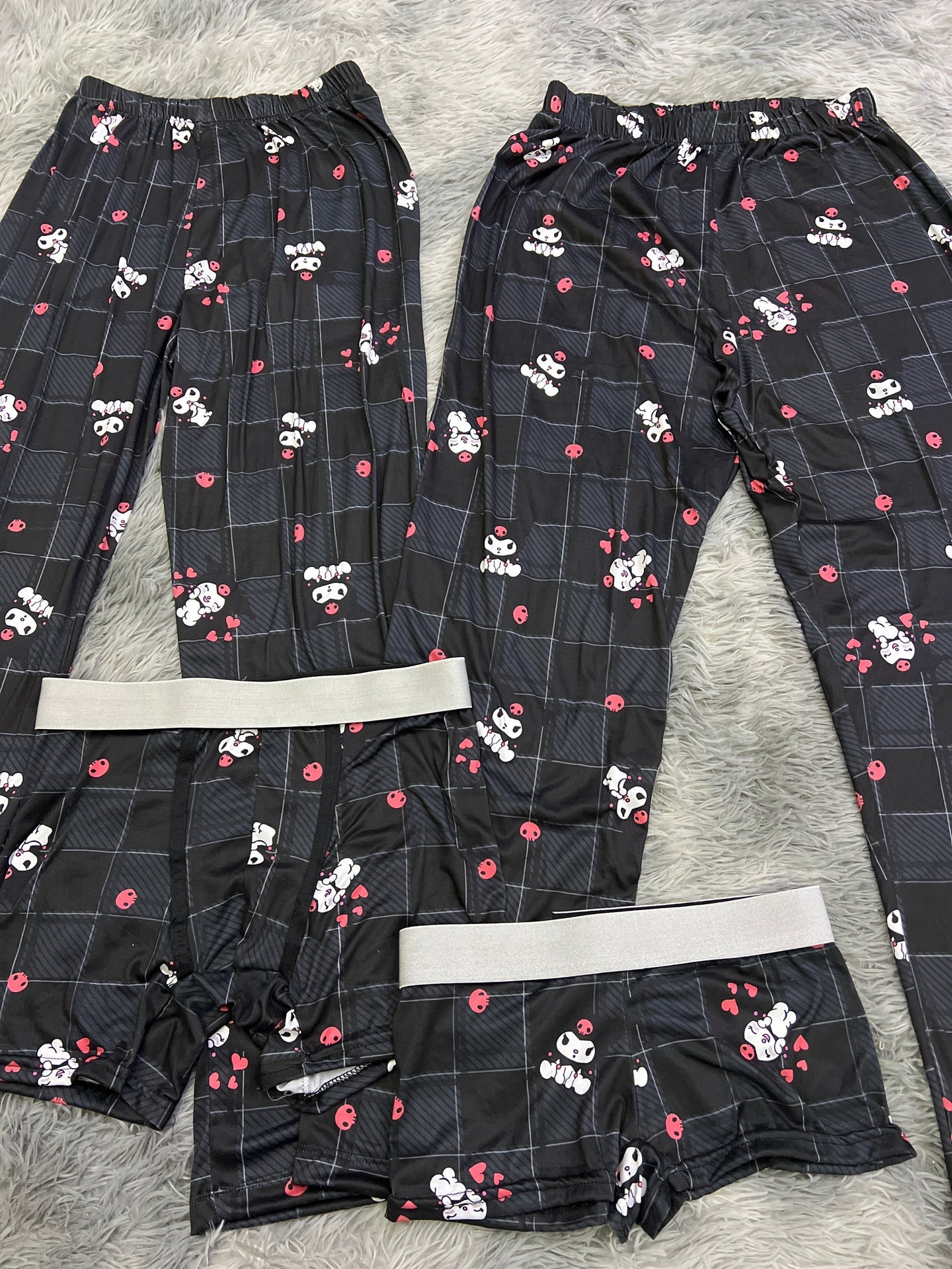 Kuromi cuadros y calaveras pijama 5 piezas