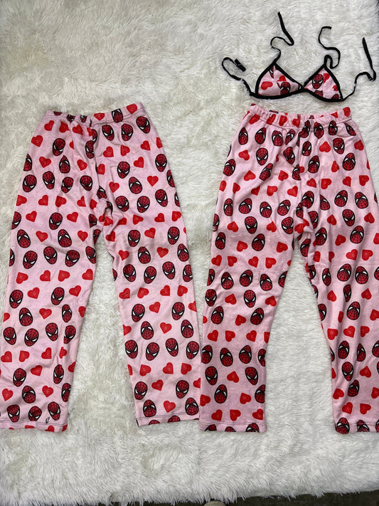 Spiderman Corazones Rosa Duo de pijama afelpada.