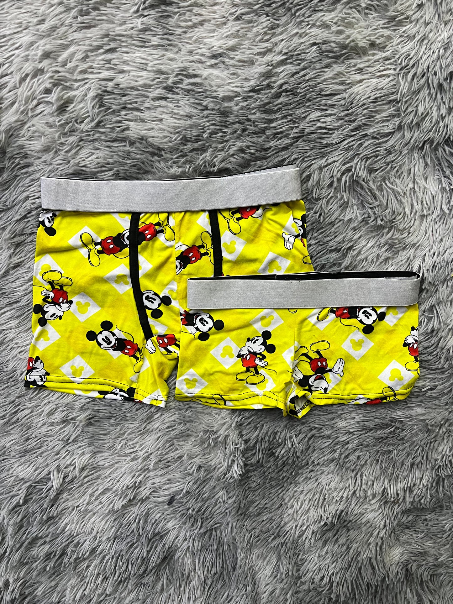Mickey Mouse Amarillo Duo Unitalla Con boxer.