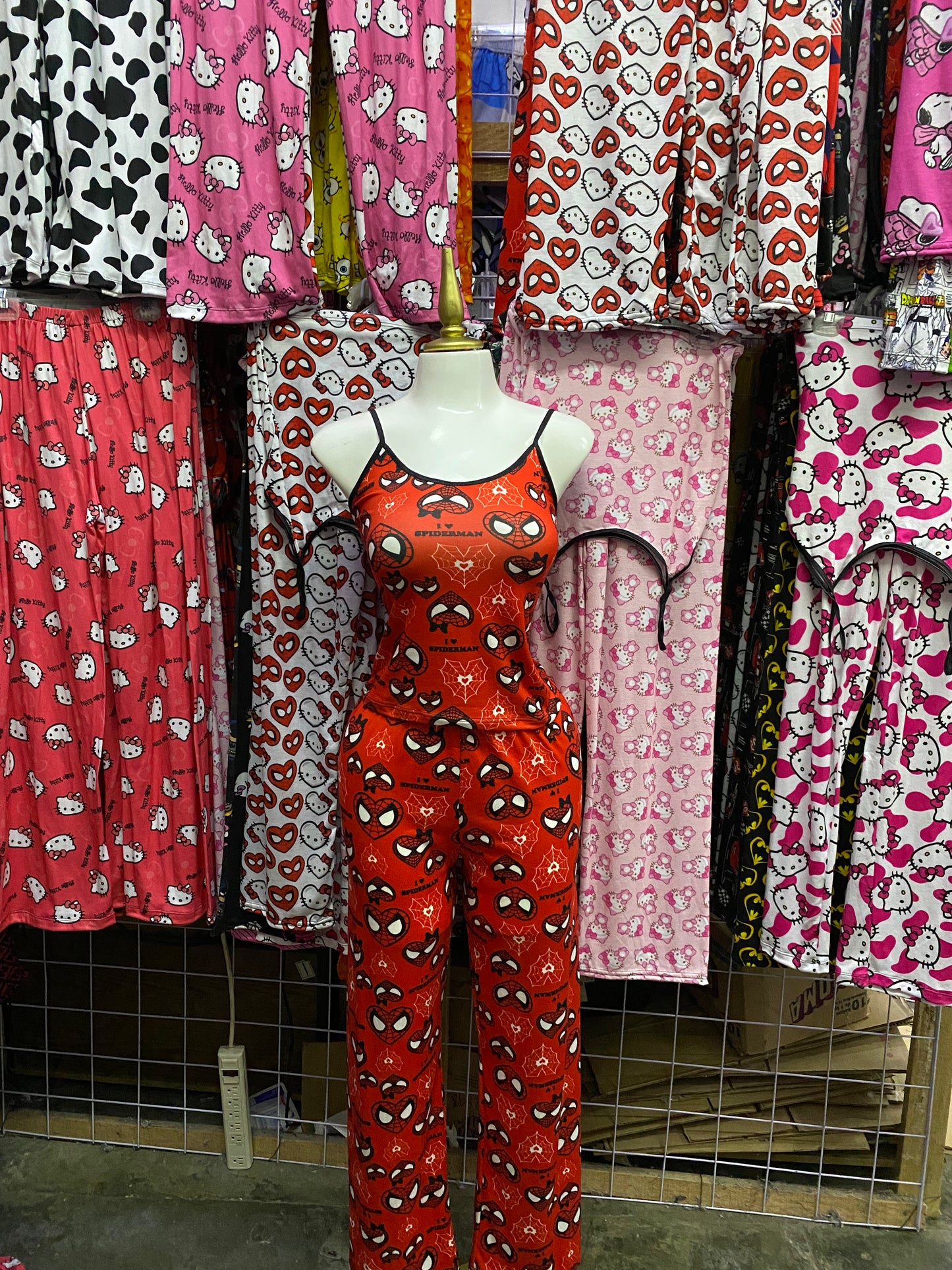 Spiderman corazón rojo Pijama de dama con blusa y pantalón individual de dama
